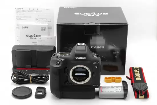 $ 3.000 USD Canon EOS-1D X Mark III DSLR Camera